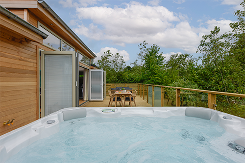 HOT TUB BREAKS