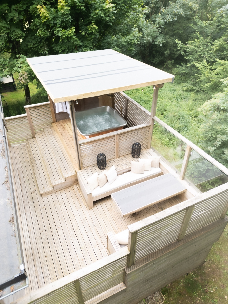 Introducing: The Newly Renovated 24 Meadow Retreat